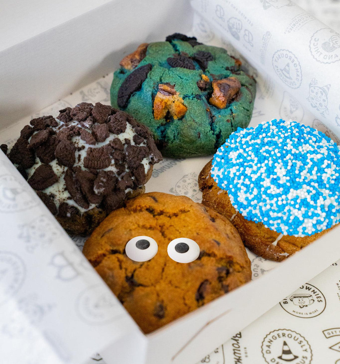 THE COOKIE MONSTER BOX IS HERE 🍪💙