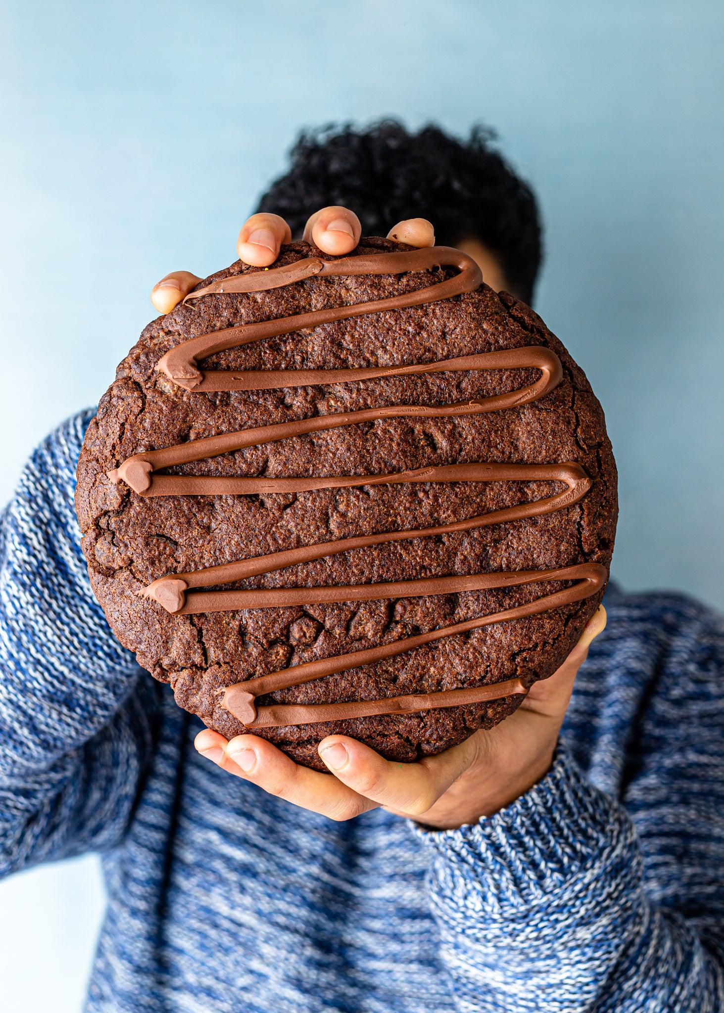 1kg Tella Cookie /w Nutella- BIGG Brownies & THICC Cookies - New York Style Cookies