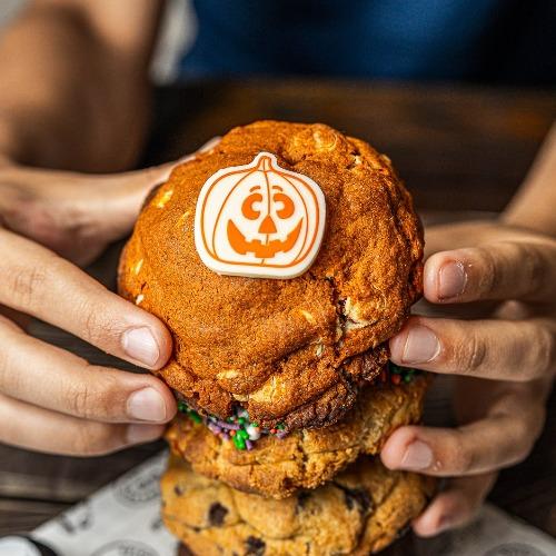 Pumpkin Spice- BIGG Brownies & THICC Cookies - New York Style Cookies